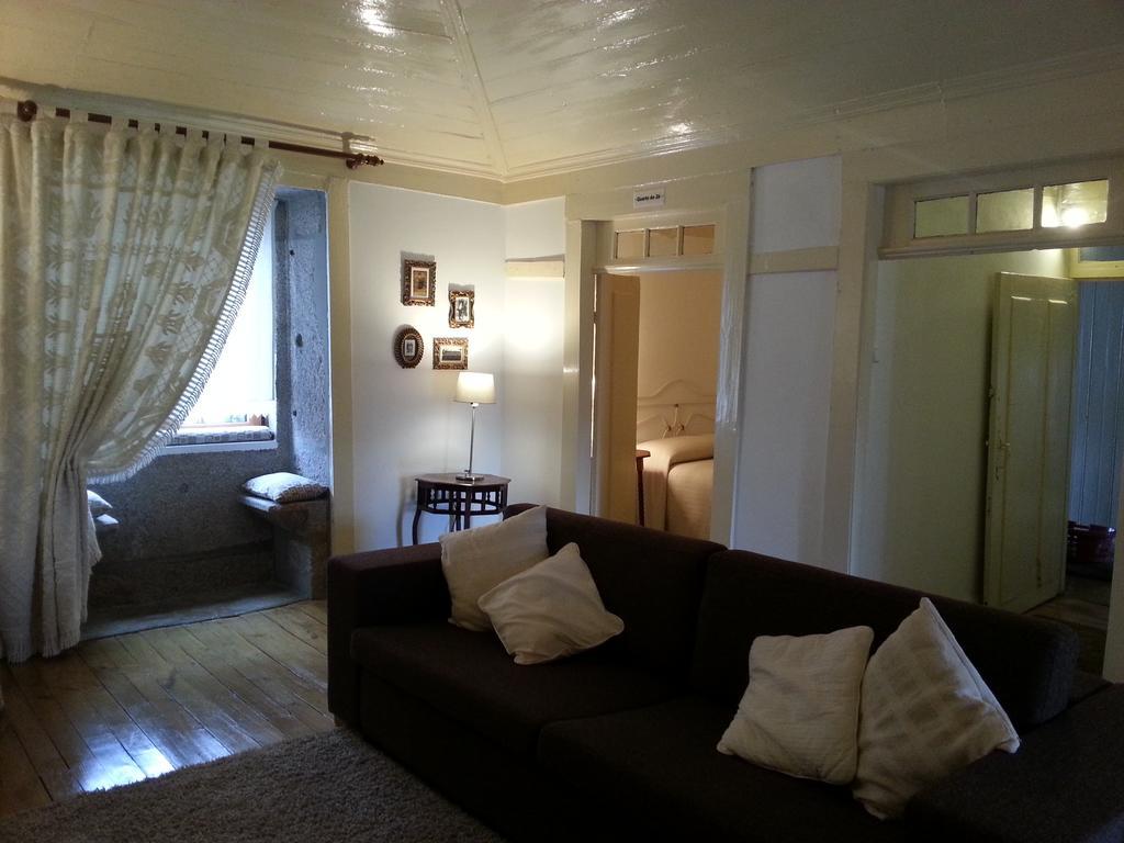 O Ze Ja Dormiu Aqui Villa Celeiros Kamer foto