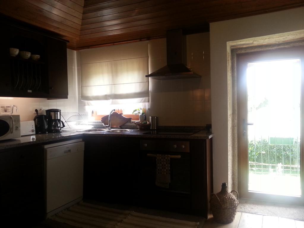 O Ze Ja Dormiu Aqui Villa Celeiros Buitenkant foto