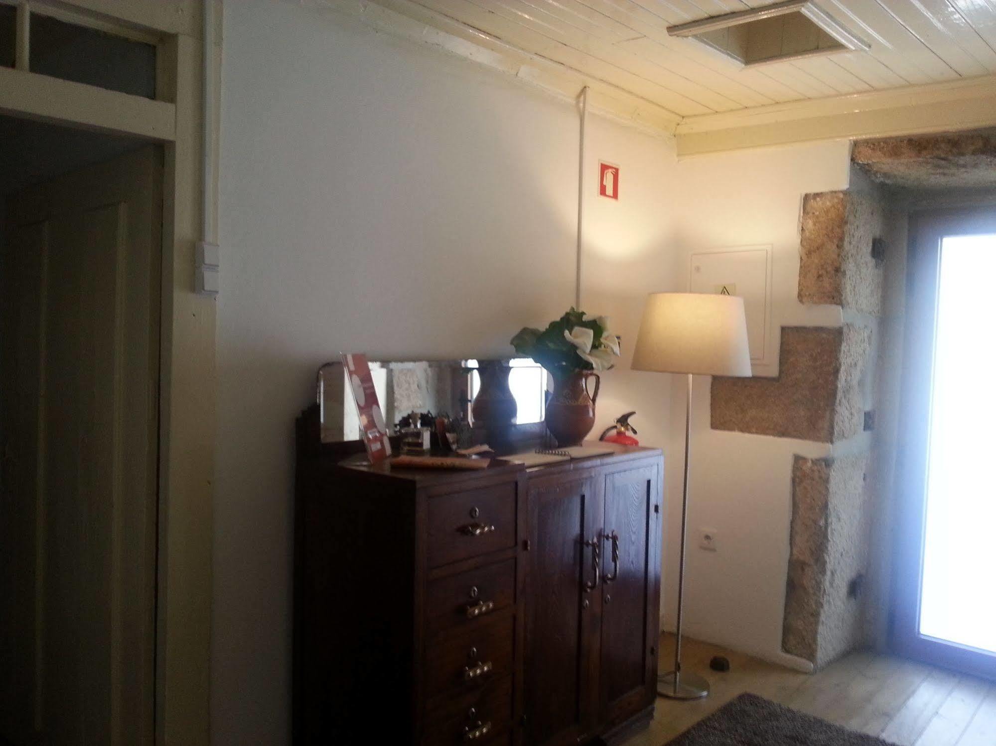 O Ze Ja Dormiu Aqui Villa Celeiros Buitenkant foto